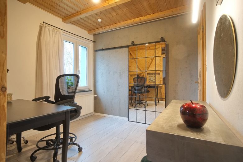 Charming semi-detached house with homely furnishings, garden and use of a parking space – 4718d70bd9bee386bf2db1c957939a40baf92adb.jpg