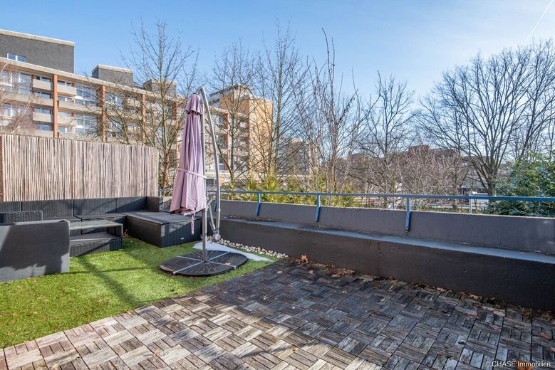 Hochwertig renovierte Eigentumswohnung in guter Lage Hannovers  -  Wohntraum in Gross-Buchholz! – Dachterrasse - Ansicht 2