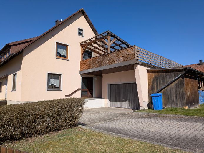 Zweifamilienhaus Schellenbach - selbstbestimmtes und preiswertes Leben auf dem Land – Osten