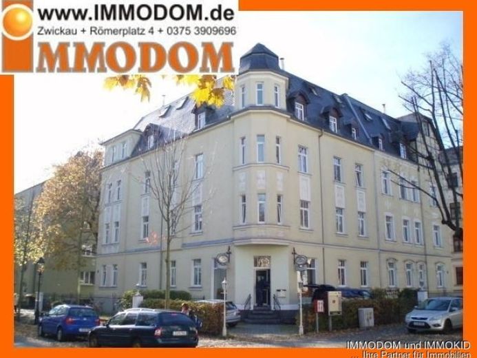 3-Zimmer-Wohnung in Zwickau mit EINBAUKÜCHE, BALKON und PERSONENAUFZUG zu vermieten! – Foto 1