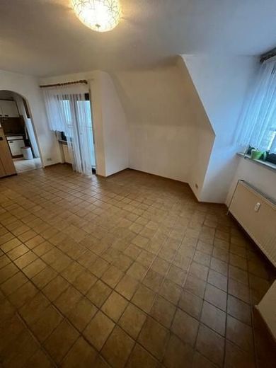 11 WoZi mit Eßbereich und Balkonzugang