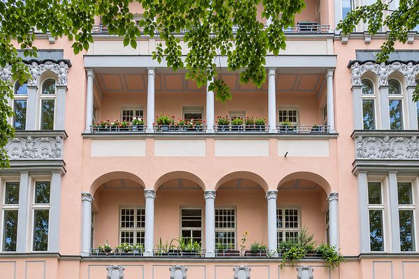 Gerenoveerd appartement met 2 kamers, zonder makelaarscourtage en vrij van gebruiksrechten