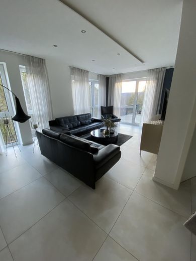 Helle 4-Zimmerwohnung in Nagold *Neubau*Fussbodenheizung * Südlage * – Wohnzimmer