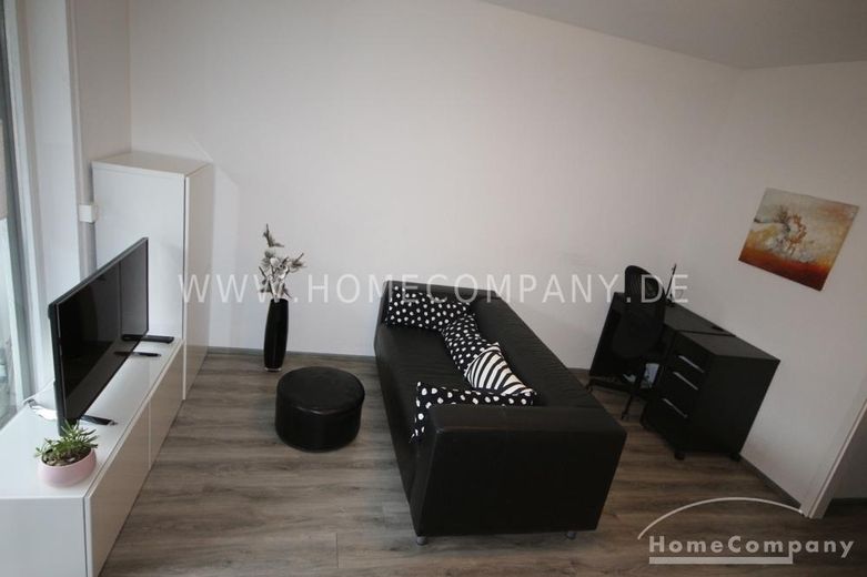 **Alt Saarbrücken, luminoso appartamento bilocale arredato in stile moderno con balcone** – e1b443331b0b802712ff8c4542d9687aea0bb66f.jpg