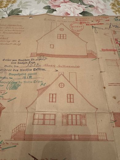 Gr. Einfamilienhaus in Wassernähe, Keller, Grün, 2 getrennte Wohnungen möglich. – Foto 23
