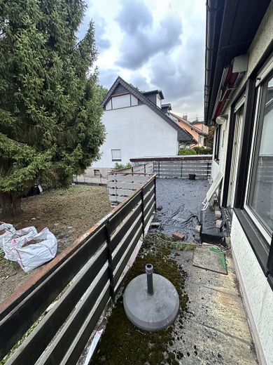 Hermsdorf: casa unifamiliare indipendente su terreno di 492 m² con potenziale di sviluppo – Foto 20