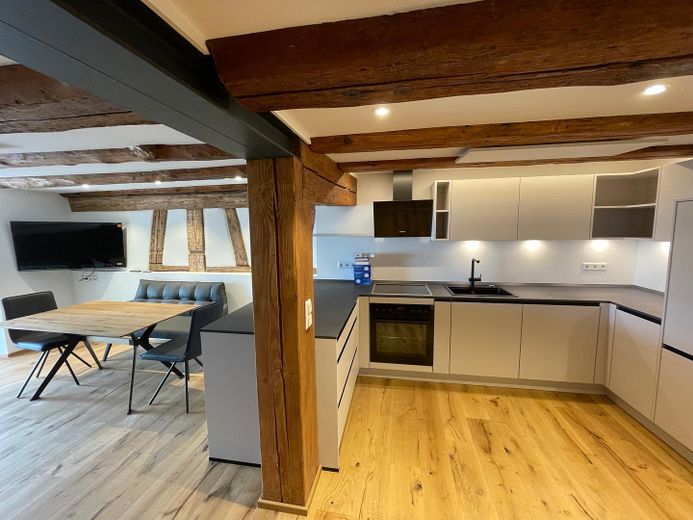 Quattro appartamenti completamente ristrutturati e di alta qualità sulle storiche mura cittadine di Meersburg, con vista da sogno – Foto 6