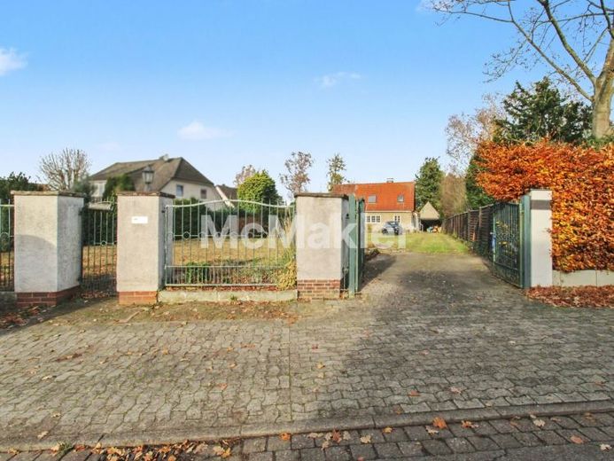 Bebaubares, voll erschlossenes und teilbares Grundstück in Burgwedel-Grossburgwedel – Foto 1