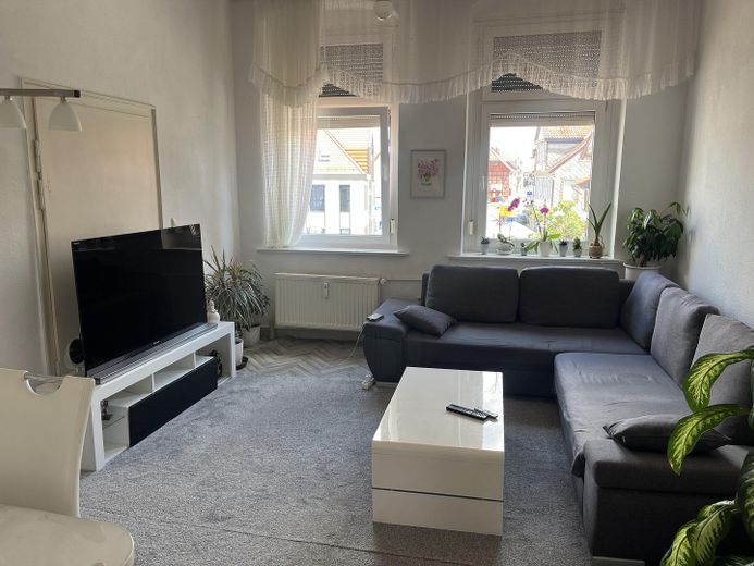 Wohnen im Herzen der Fallersleber Altstadt – Wohnzimmer Ansicht 1