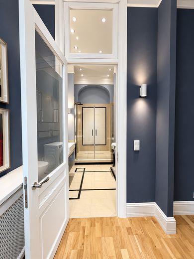 Gerenoveerd appartement met 2 kamers, zonder makelaarscourtage en vrij van gebruiksrechten – Bad