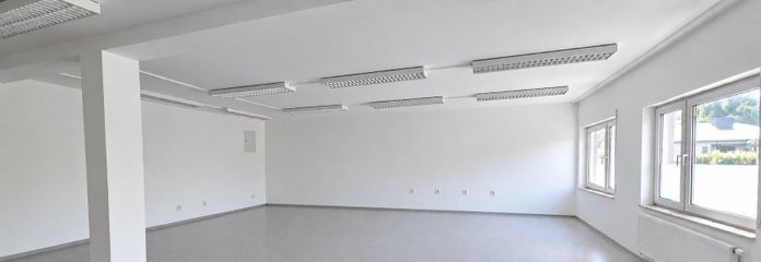 S-Bahn bağlantılı ve üstün internet erişimine sahip Okarben’de ofis/muayenehane – Großraumbüro
