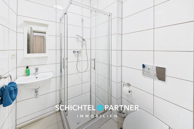 Ellwürden | Top rentables Hostel mit super Auslastung in gefragter Lage – S&amp;P | Badezimmer