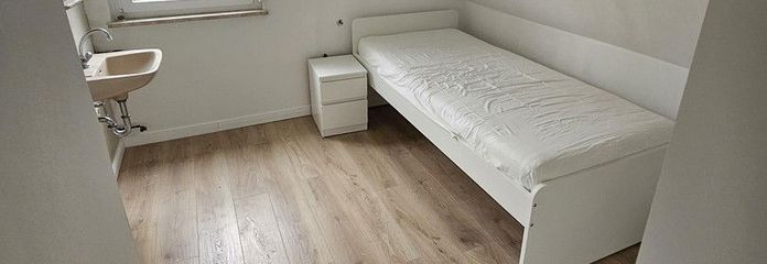 Privat-Zimmer