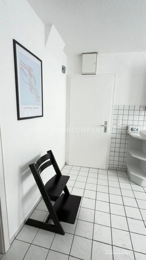 Schöne 2 Zi.-Wohnung, möbliert, EG. Gute, ruhige Lage. – 6d16e2d1b3a02d91d7a9e82d82c9f10d9caf5b86.jpg