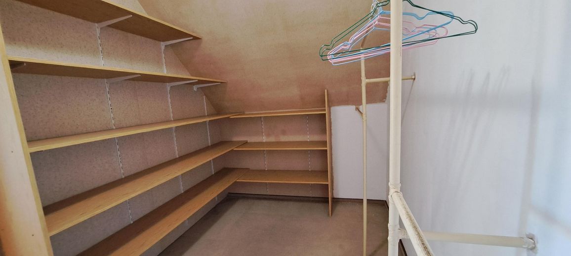 Begehbarer Kleiderschrank