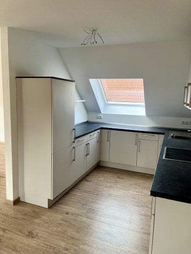 Charmante 4-Zimmer-Maisonette mit Kamin & Einbauküche in Seevetal-Ohlendorf – Einbauküche