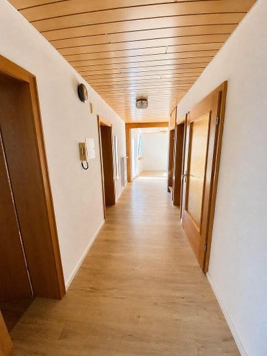 Geniş 5 odalı daire (1. kat) – Fotoğraf 6