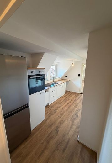 Reserviert! Vermietete Dachgeschosswohnung zur Kapitalanlage, Mietrendite 5,7 % – Foto 10