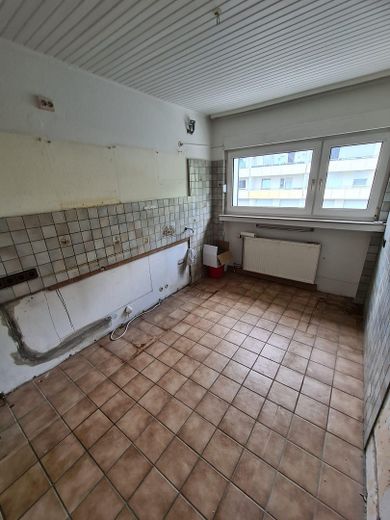 sunny apartment with a wide view – Küche links