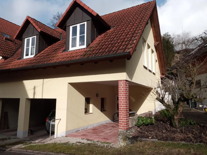 Haus Mehrfamilienhaus Mietwohnungen Wohnhaus Gewölbekeller – Foto 1