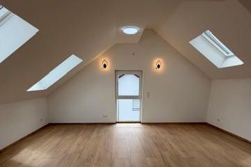 NEUBAU ERSTBEZUG GROSSE 3-ZIMMER WOHNUNG MIT KLIMAANLAGE