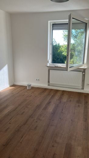 Appartamento con vista sul verde non edificabile - posizione centrale - immediatamente disponibile – Foto 5