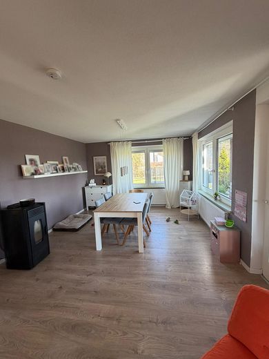 Wohnzimmer mit Kaminofen