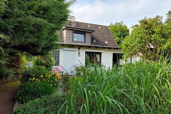 Einfamilienhaus mit großem Garten in Hamburg Iserbrook