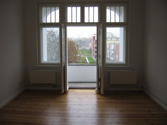 442 qm top sanierter Altbau auf Alt Stralau – Foto 17