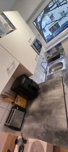 kl. Single Wohnung Innenstad in Braunschweig, neu renoviert, voll möbliert , mit allen Hausgeräten, in ruhige, Grüne Lage, nur ca. 300m von Straßenbahn entfernt – Foto 3