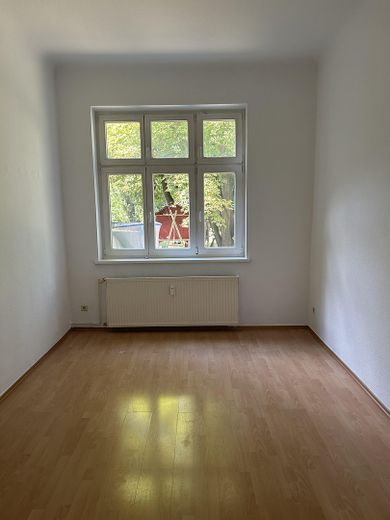 Mooi 2-kamerappartement in het rustige Karlshorst. Zonder makelaarscourtage – Schlafzimmer
