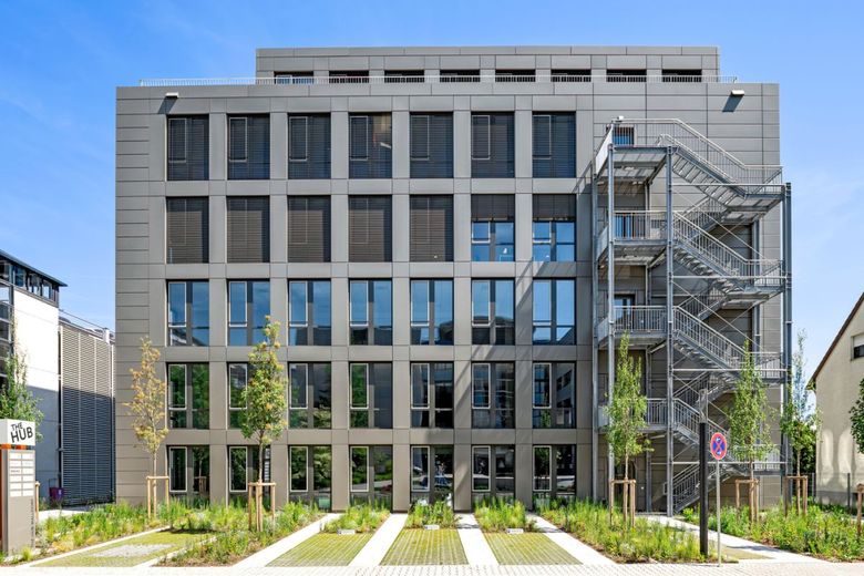 ATIK: Moderne, lichtdurchflutete Büroflächen im THE HUB Walldorf – Außenansicht
