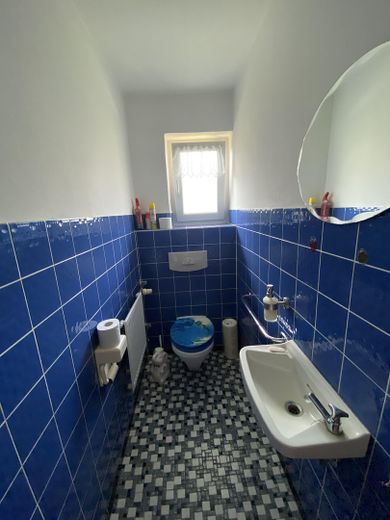 WC 1.OG