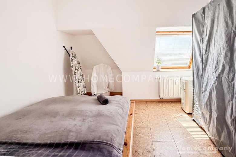 22801 HomeCompany Dresden Möbliert/Furnished 3-Zimmer Maisonette Wohnung in Dresden-Striesen mit Balkon max. 3 Personen – f97eb77cfa358dd03089f46091f06870bbfc657a.jpg