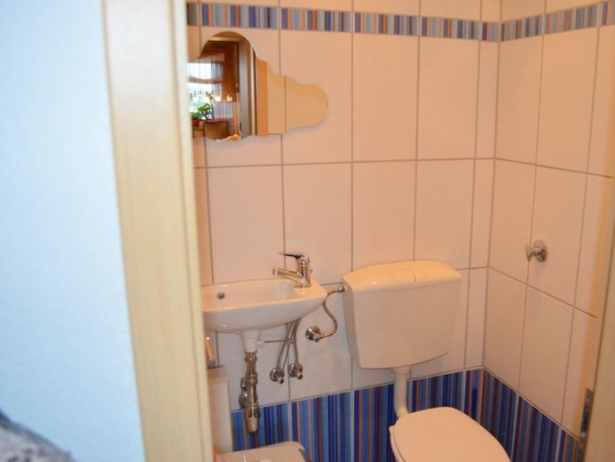 3-Zimmer-Wohnung mit Balkon, EBK & Weitblick im 11. OG – modernisiert und barrierefrei – WC