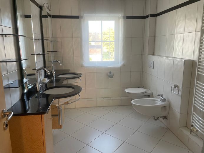 Exklusive 3,5 Zimmer Luxuswohnung mit direktem Bodenseeblick in Nonnenhorn – Photo 6