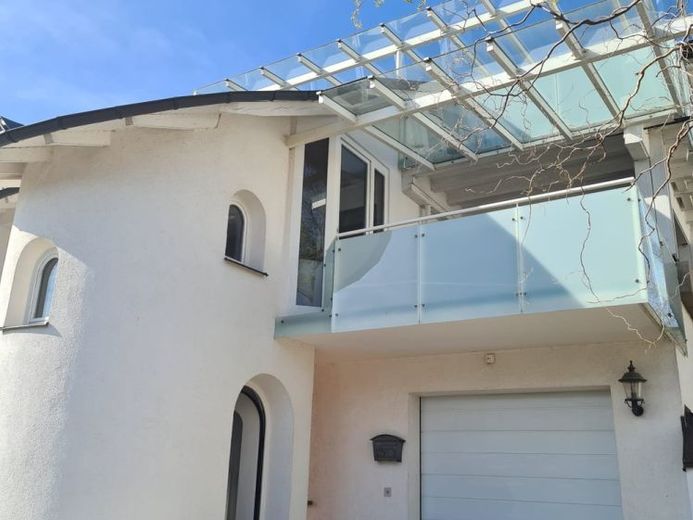 Une propriété exceptionnelle dans le Vogelsberg – spacieuse, luxueuse et polyvalente... ! – Photo 1