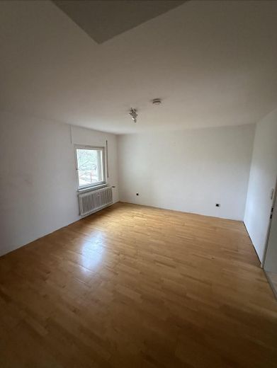 Ein- bis Zweifamilien Haus in Offenburg Weier – Zimmer