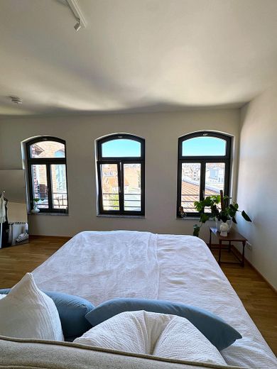 Kernsanierter Klinkerbau: 3 Zimmer, 102 m², Fußbodenheizung, Eichenparkett, Blick Lorenzkirche – Foto 5