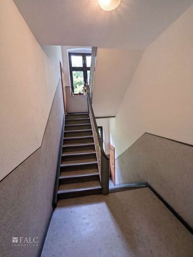 Grundsolides 9-FH in GE-Ückendorf: Hoher Cashflow &amp; massive Mietreserve bei 822 EUR/m² – Treppenhaus 2