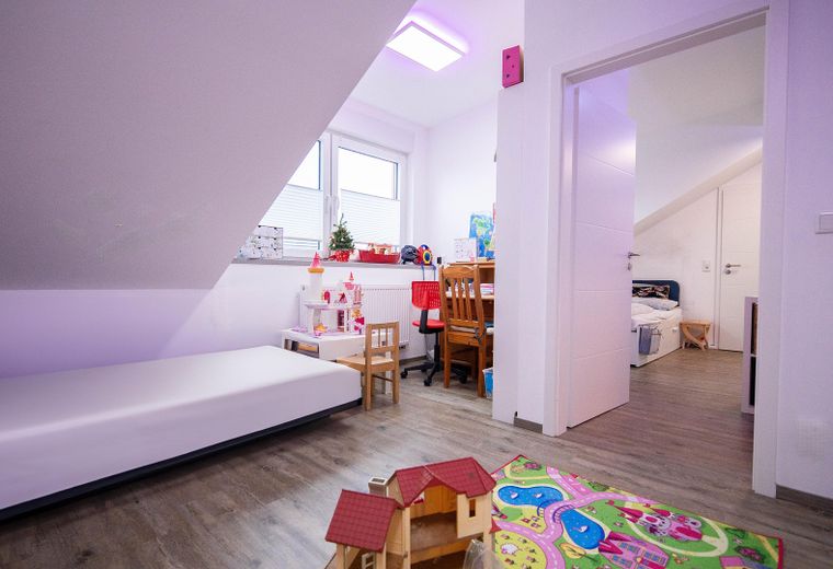 Großes Mehrgenerationenhaus mit Einliegerwohnung - auch als Mehrfamilienhaus nutzbar. – Foto 3