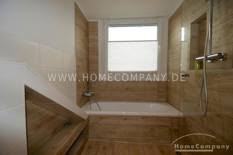 Großes und helle 2-Zimmer-Dachgeschoss in Neukölln, möbliert – d58f551bc7d190600e629cf5bc0b5c43d2586108.jpg