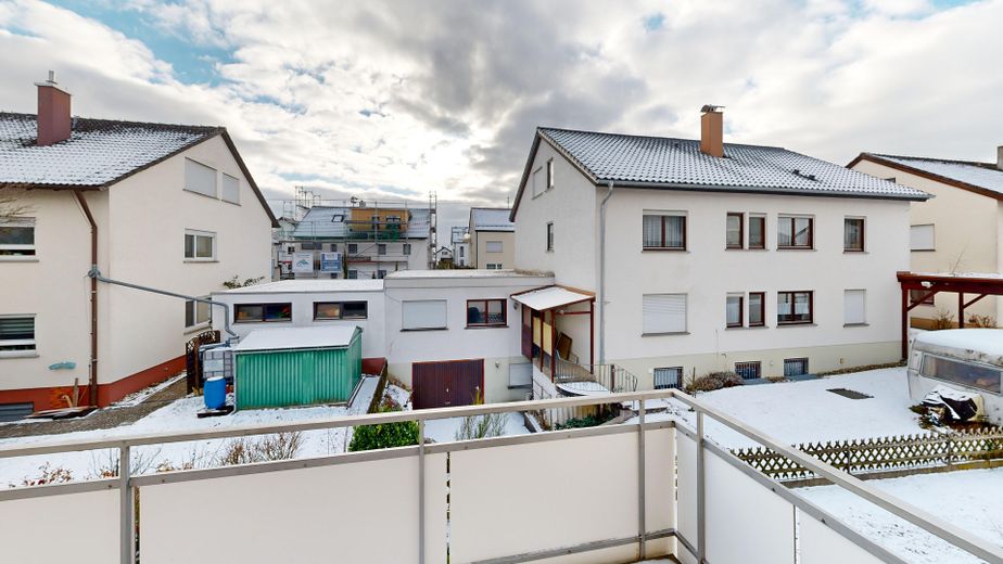 Ruim 3,5-kamerappartement met kleedkamer & balkon – ca. 98 m² in Böblingen-Dagersheim – Foto 9