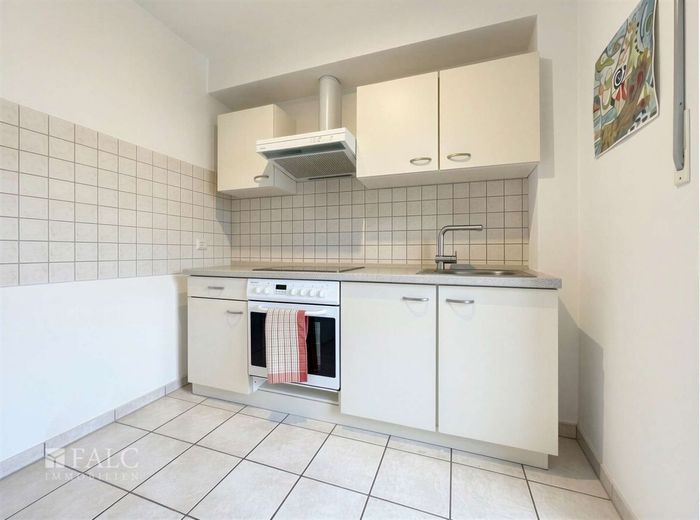 Klein, fein und vermietet: Ihr Kapitalanlage-Traum in Bonn Duisdorf – Küche