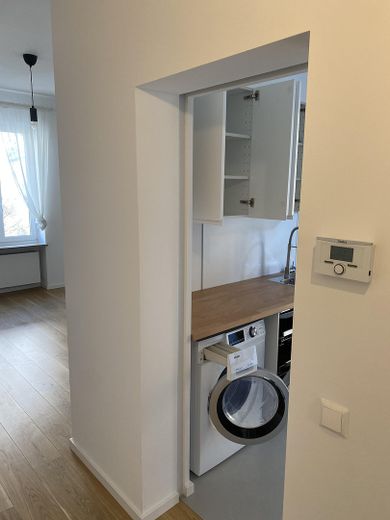 2 Zi - sanierter Altbau - ruhig, gut geschnitten und unbefristet - Küche/Balkon - 2.OG mit Aufzug – Foto 5