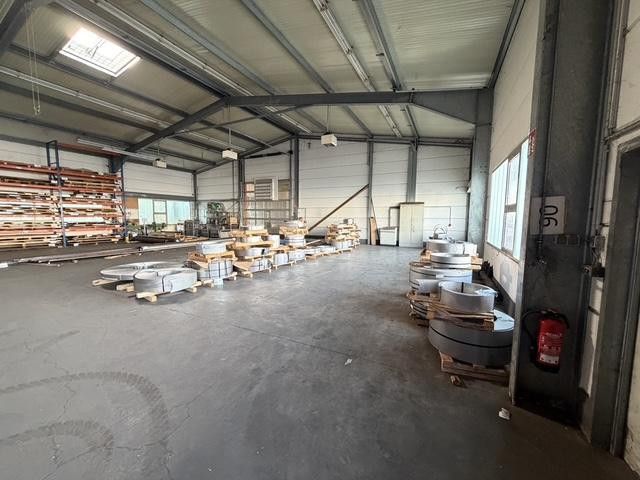 120 qm Halle, 720 qm Halle, 200 qm Halle im Bliesgau, z.T. mit Büro & Videoüberwachung – Halle 5, 720 qm 