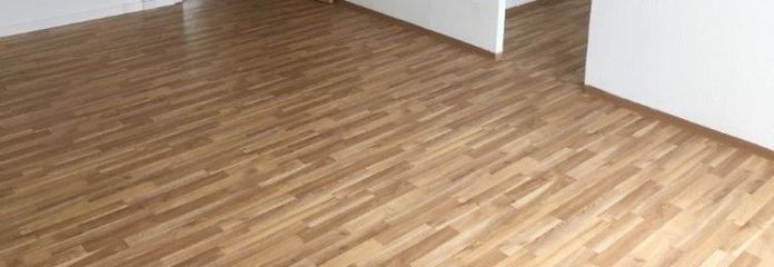Einziehen & wohlfühlen: Modernes Zuhause mit Balkon und stylischem Bad im Zentrum.