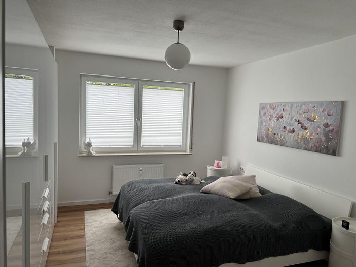 11 Schlafzimmer 1