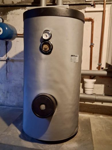 Bungalow im Grünen - provisionsfrei – Wasserspeicher von 2022