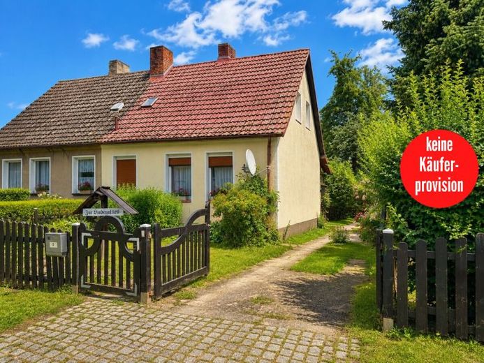 HORN IMMOBILIEN ++ Doppelhaushälfte im idyllischen Staffelde bei Gartz (Oder) – Photo 1